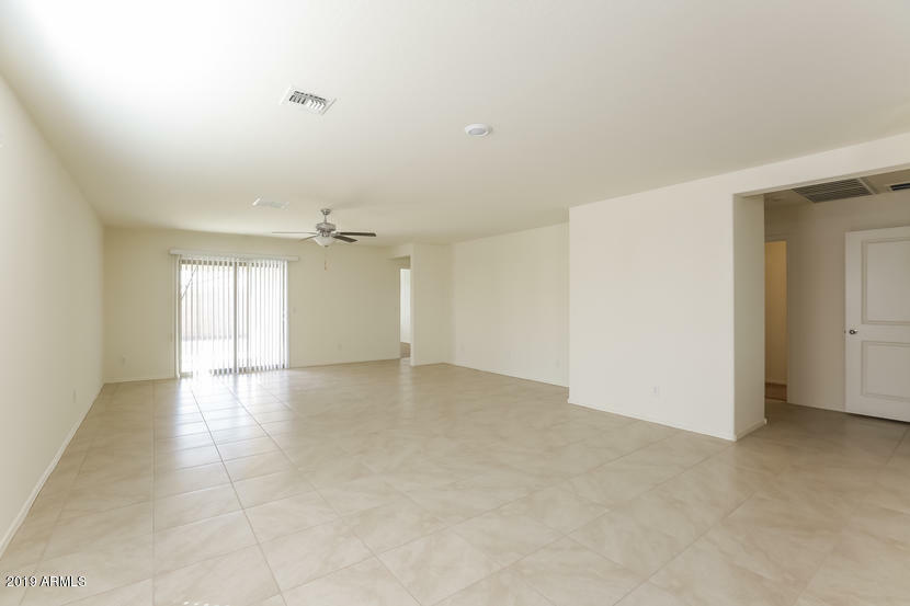 Property Photo:  8952 S 253rd Avenue  AZ 85326 