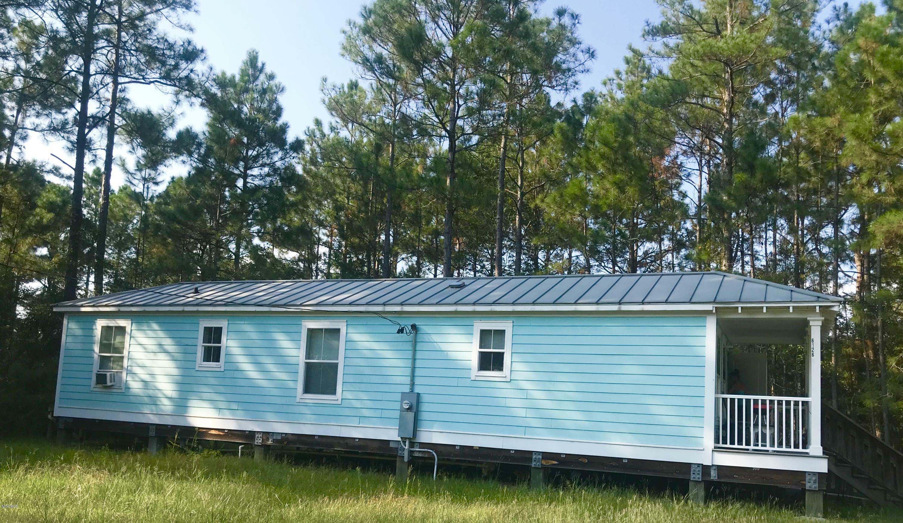 Property Photo: 6126 E Newton Street MS 39520