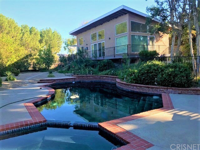 Property Photo:  19802 Greenbriar  CA 91356 