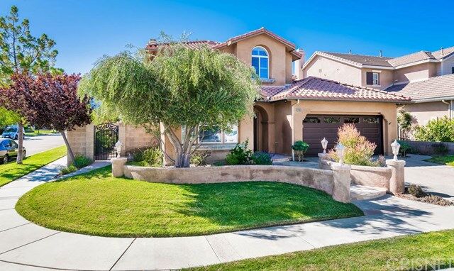 Property Photo:  25603 Gale Drive  CA 91381 