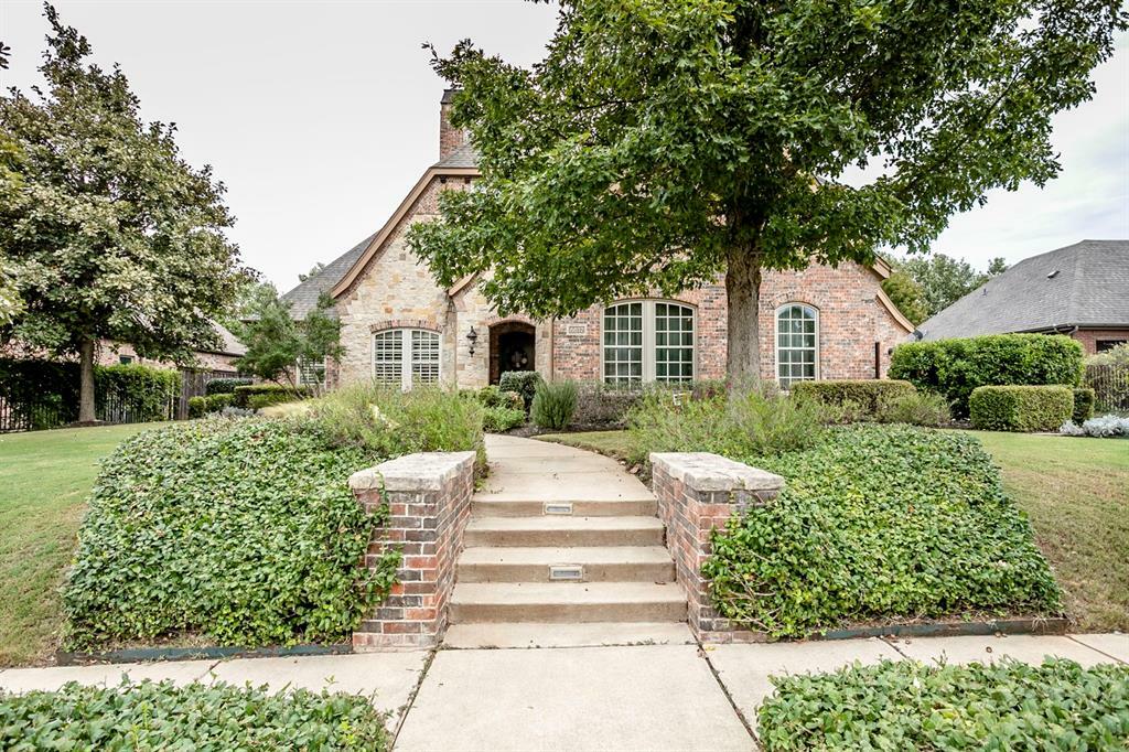 Property Photo: 6617 Whittier Lane TX 76034