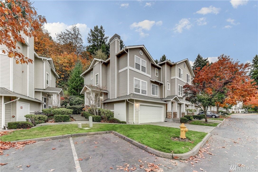 Property Photo: 21933 39th Place S WA 98032