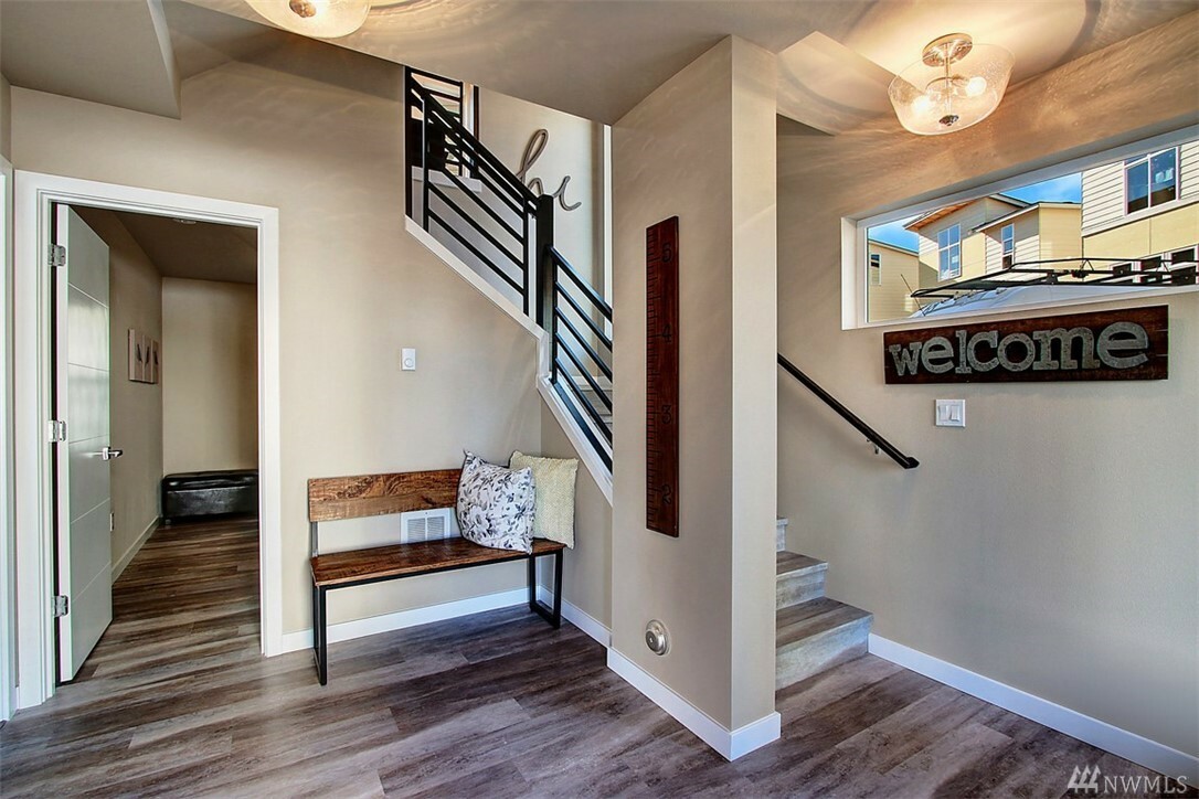 Property Photo: 1230 150th Lane SW 37 WA 98087
