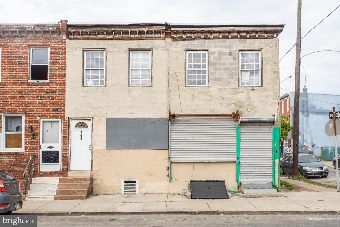 Property Photo: 141 W York Street PA 19133