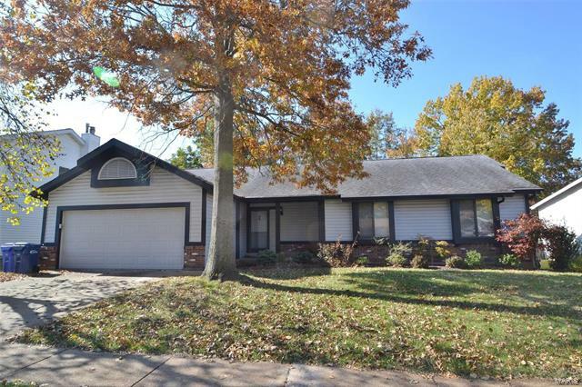 Property Photo: 25 Majestic Court 63026
