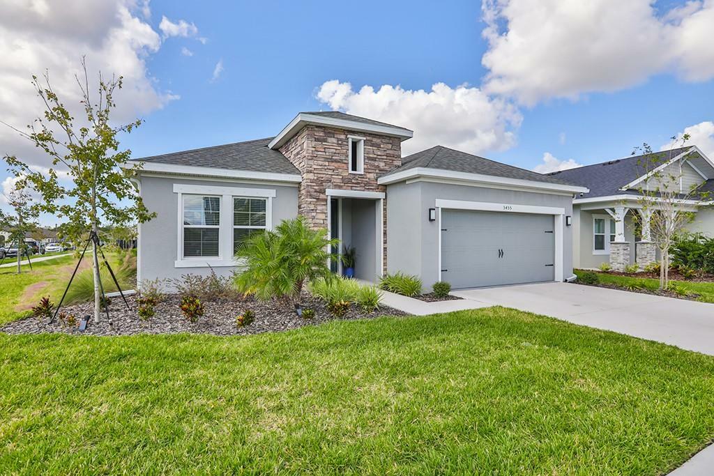 Property Photo:  5455 Silver Sun Drive  FL 33572 