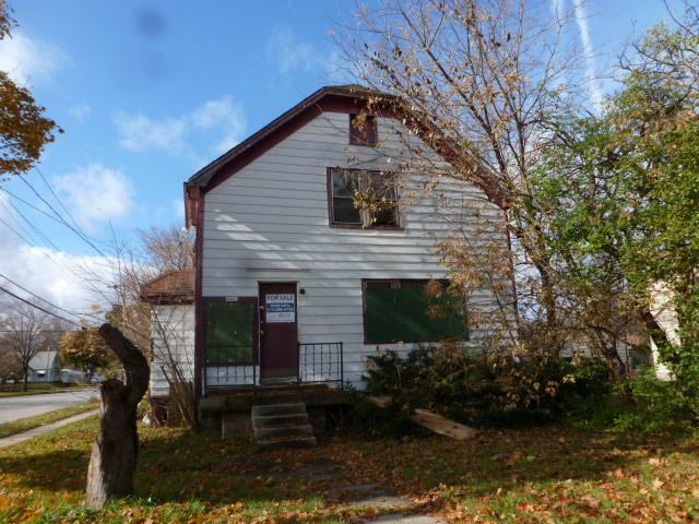Property Photo: 4401 N 61st St WI 53218