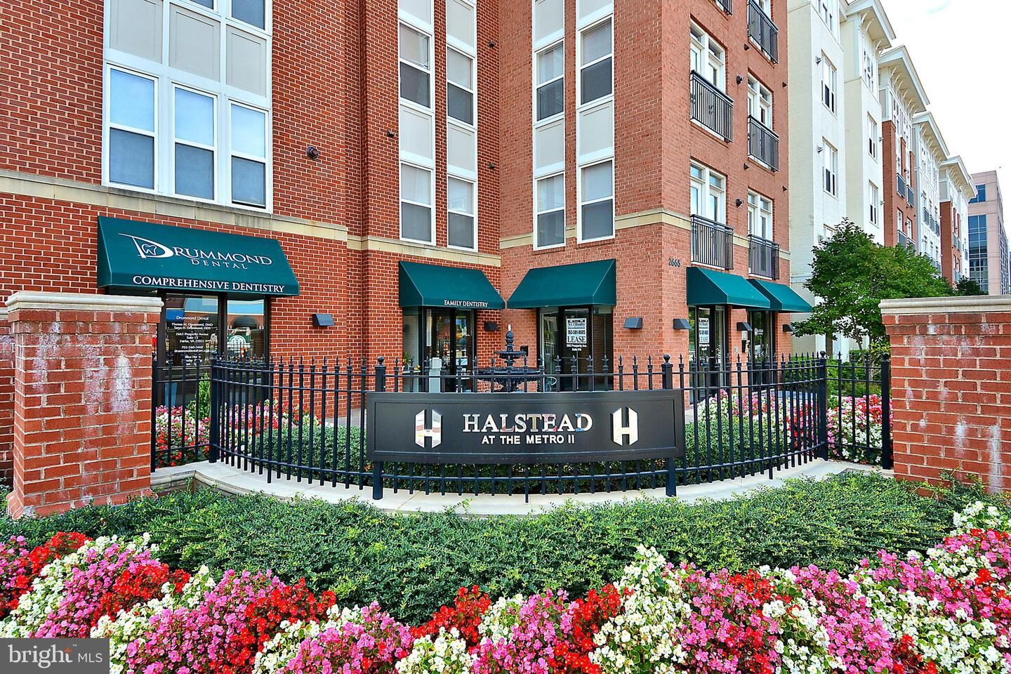 Property Photo:  2665 Prosperity Avenue 113  VA 22031 