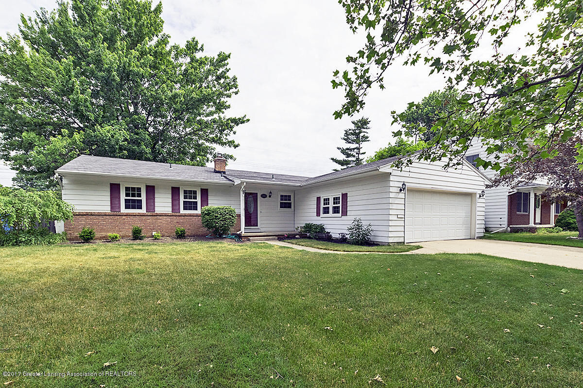 Property Photo: 2802 Victor Avenue MI 48911