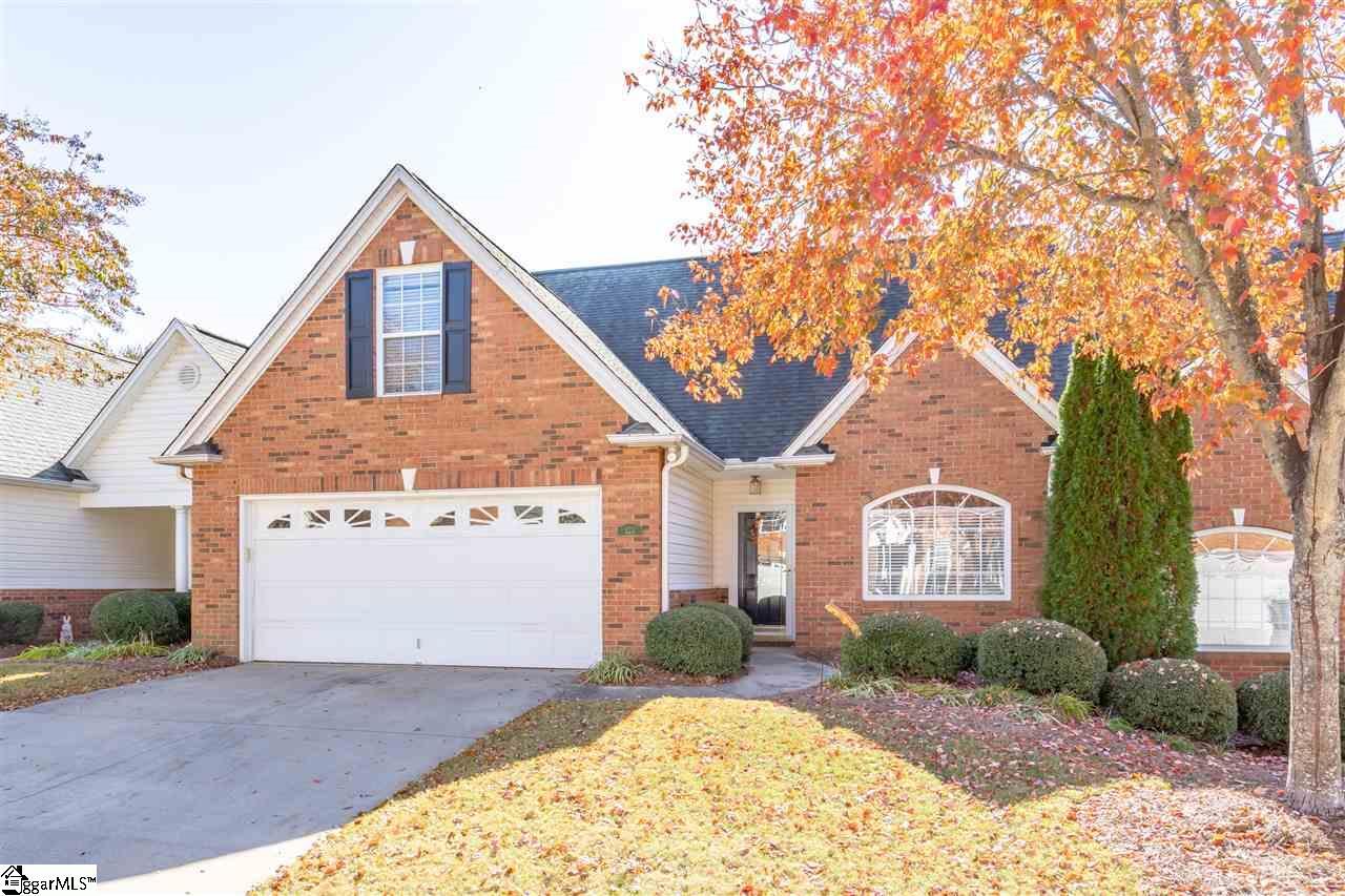 Property Photo:  323 Ivystone Drive  SC 29615 