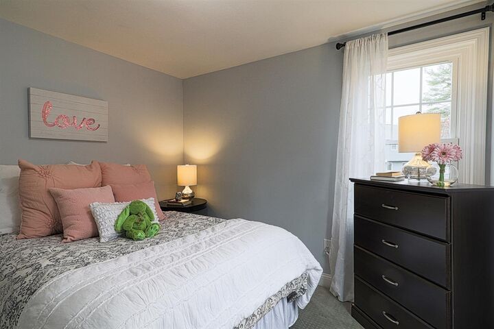 Property Photo:  11 Chatfield Drive  NH 03052 