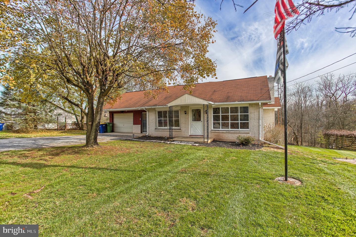 Property Photo: 5845 Susquehanna Trail PA 17345