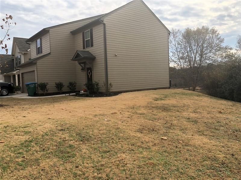 Property Photo:  1308 Turning Leaf Lane   30567 