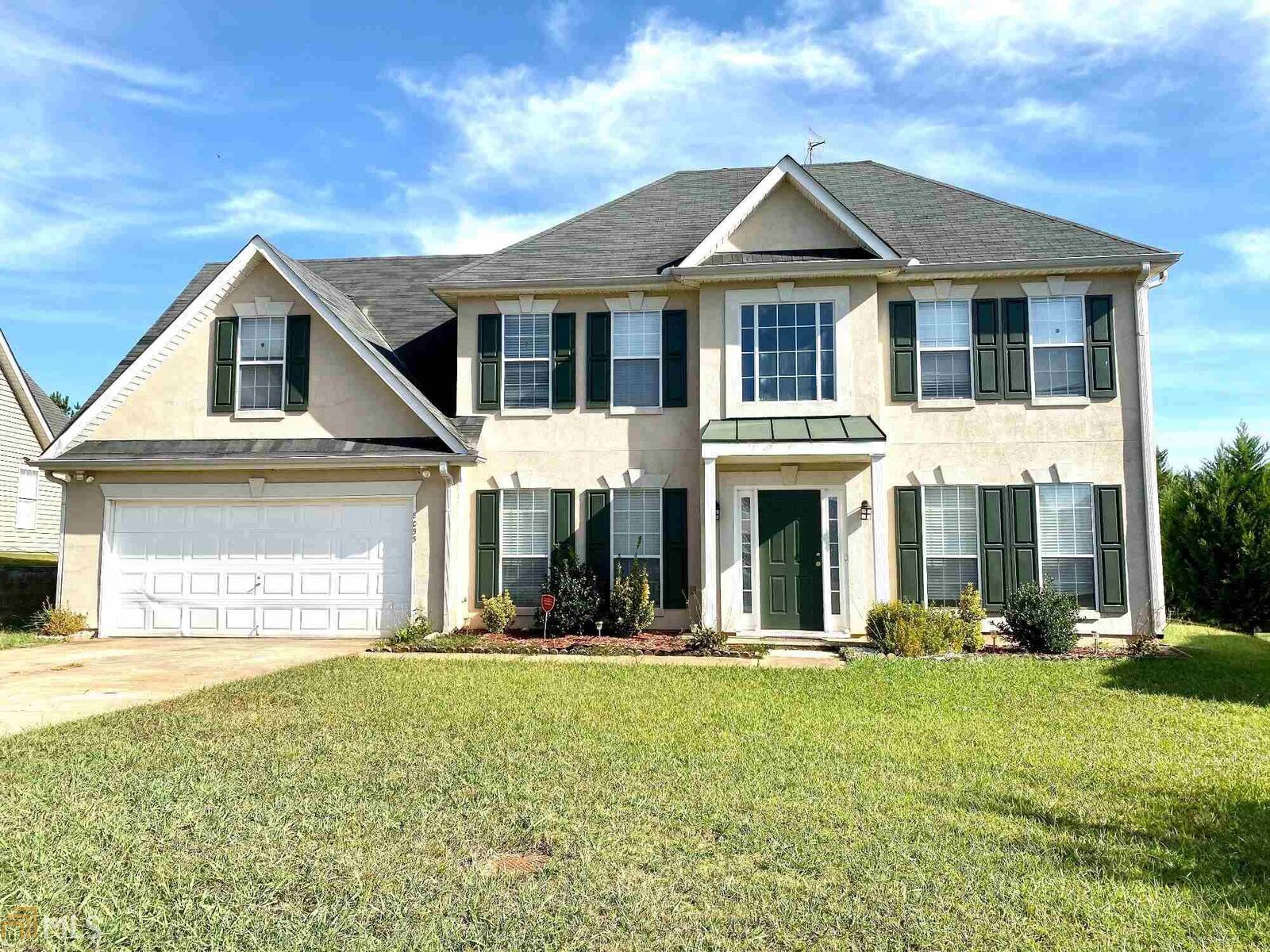 Property Photo: 8055 Clearview Cir GA 30296