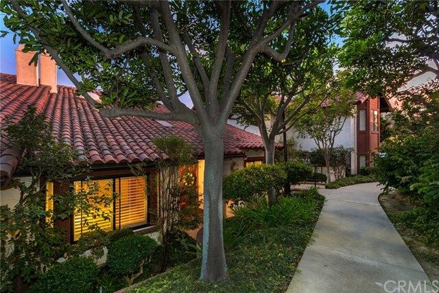 Property Photo:  6255 Riviera Circle  CA 90815 