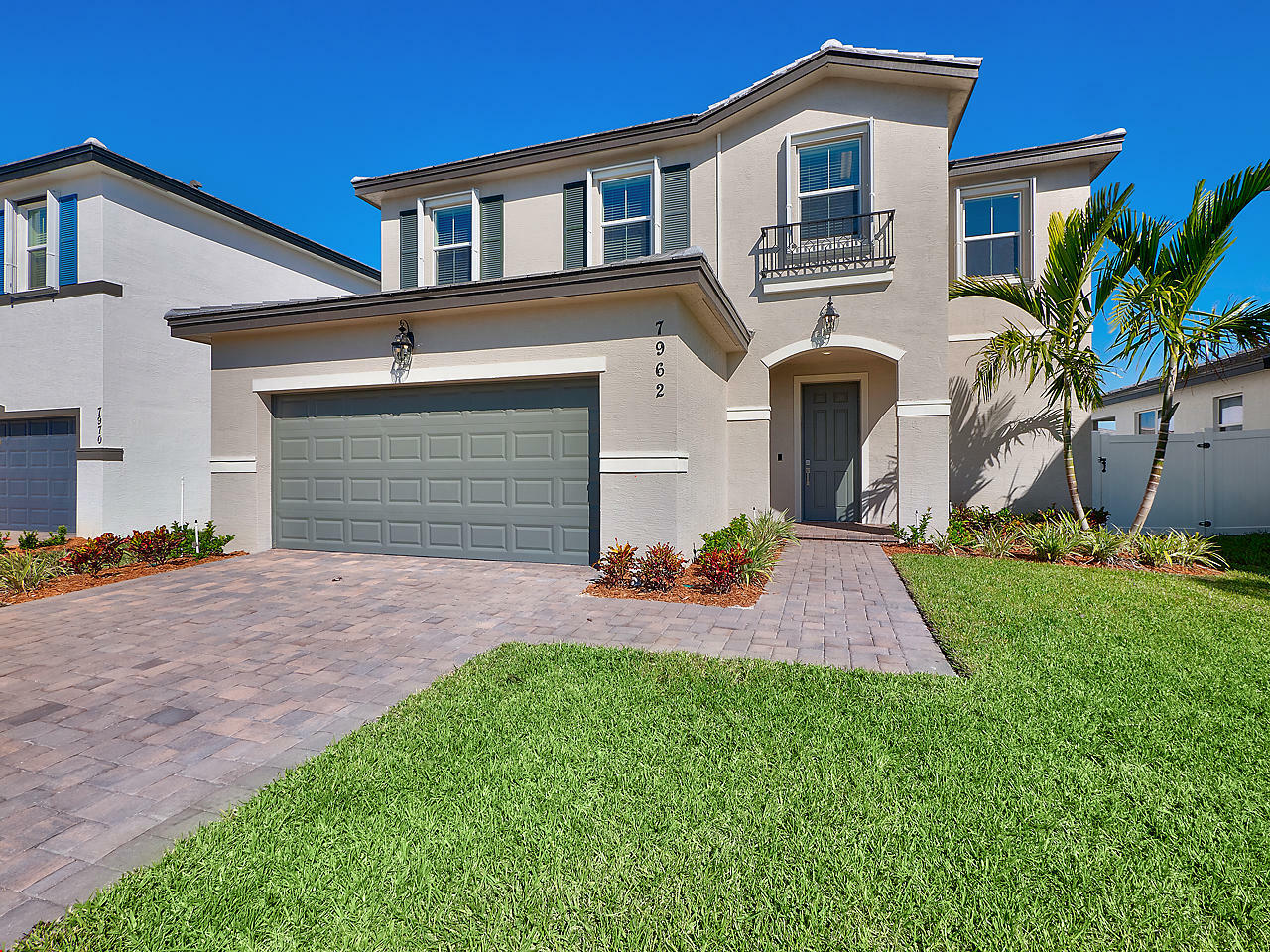 Property Photo:  7962 NW Greenbank Circle  FL 34987 