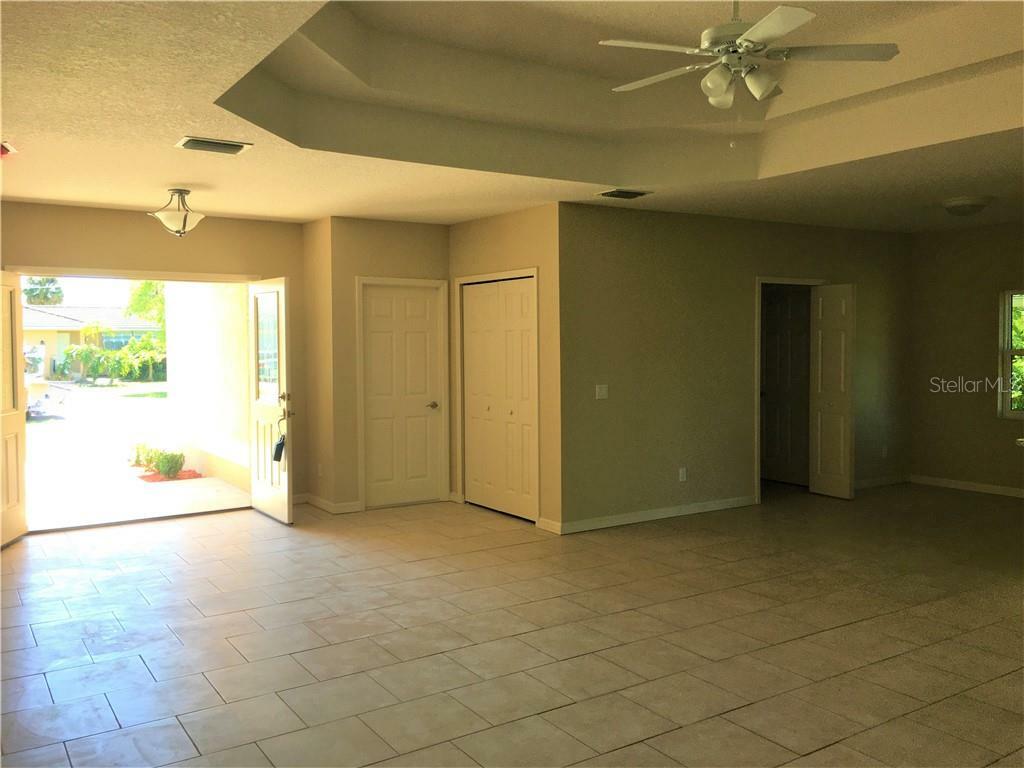 Property Photo:  22176 Lancaster Avenue  FL 33952 