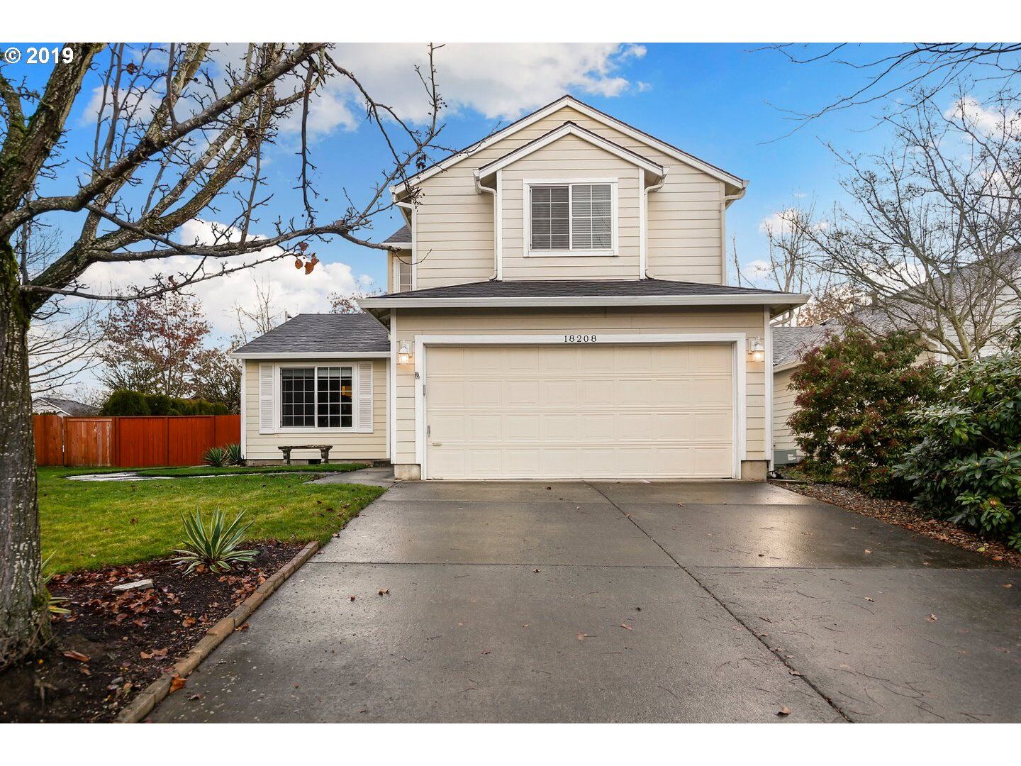 Property Photo:  18208 SE 20th Way  WA 98683 