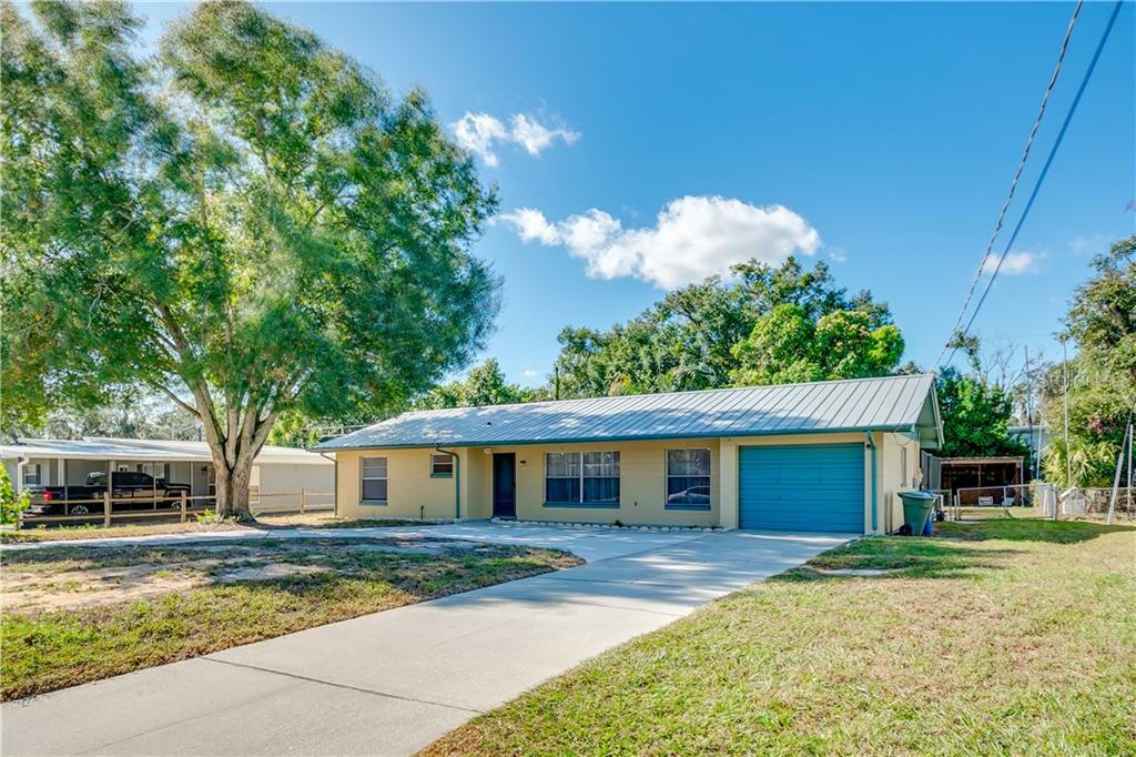 Property Photo:  1901 15th Court NW  FL 33881 