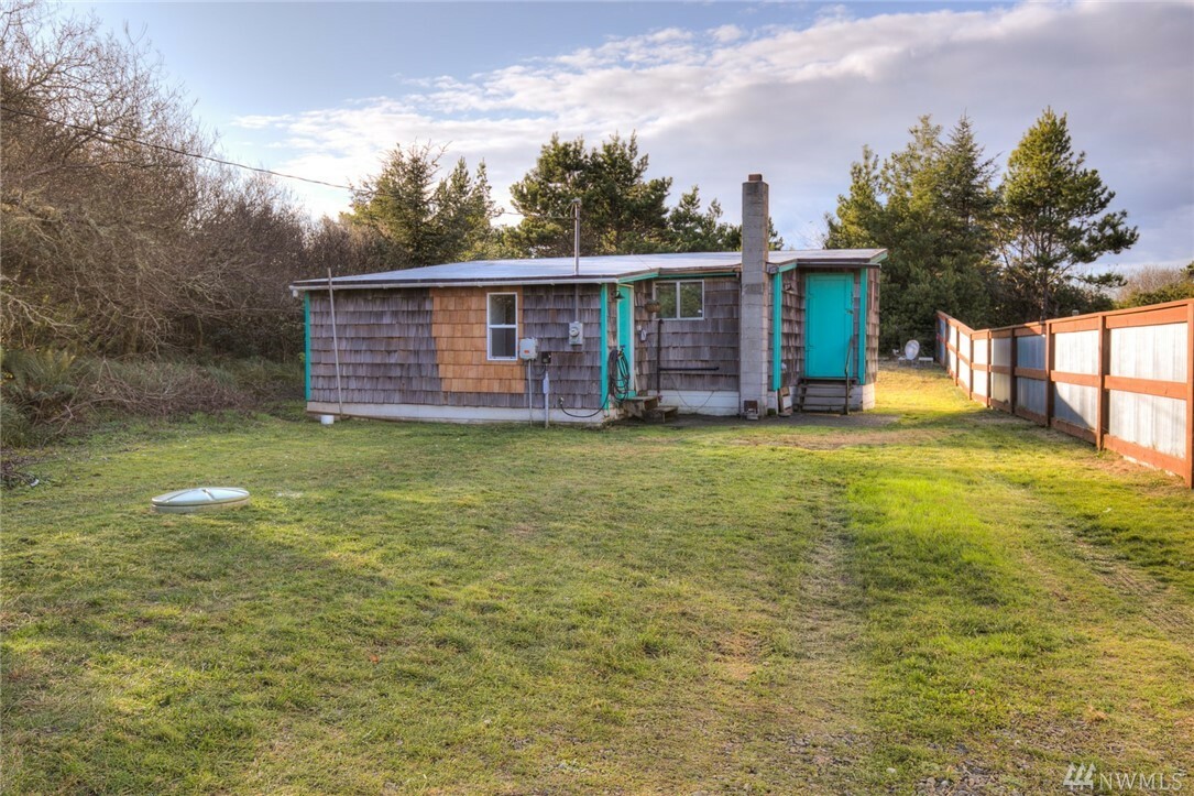 Property Photo:  55 Chickamin Ave  WA 98550 