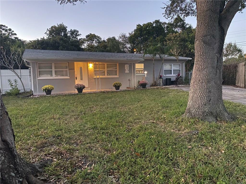 Property Photo:  10551 114th Avenue  FL 33773 