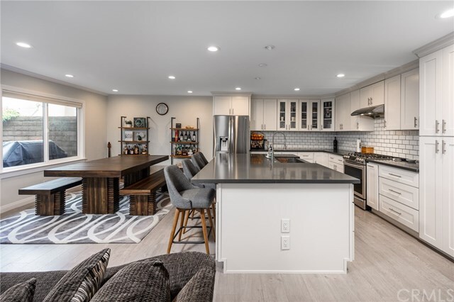 Property Photo:  28527 Vista Madera  CA 90275 