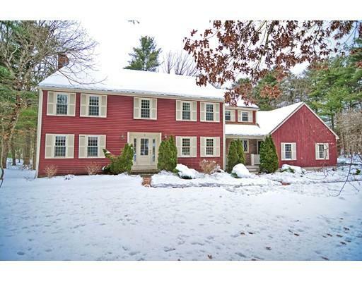 Property Photo:  4 Knoll Drive  MA 02056 