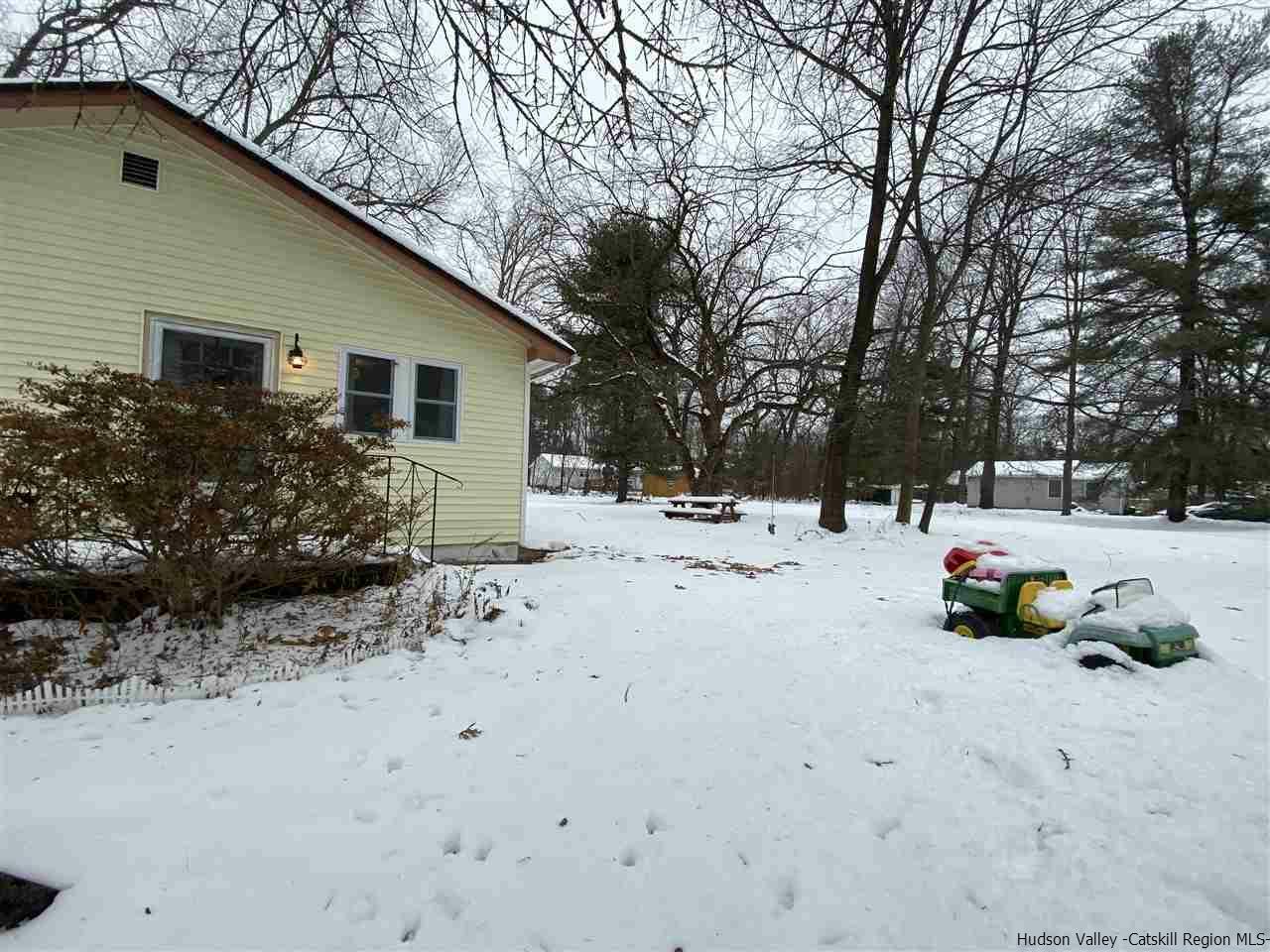 Property Photo:  107 Hilltop  NY 12446 