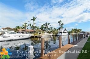Property Photo: 3121 NE 51st St 103-E FL 33308