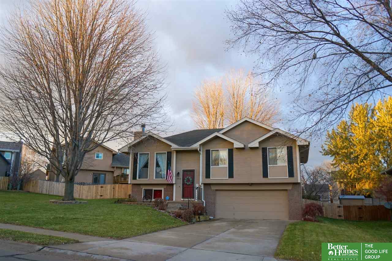 Property Photo:  3312 Blackhawk  NE 68123 