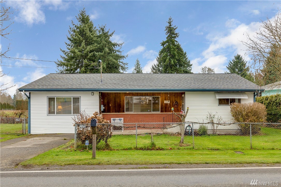 Property Photo:  16009 Broadway Ave  WA 98296 