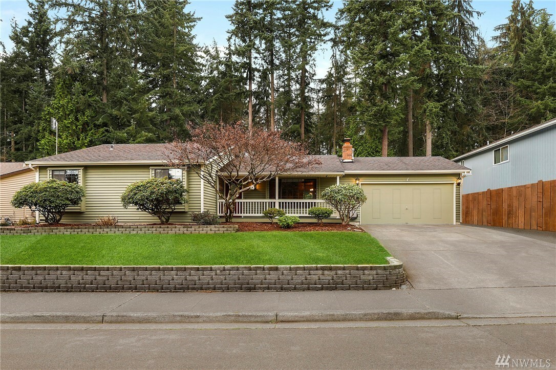 Property Photo:  8102 24th Dr SE  WA 98203 