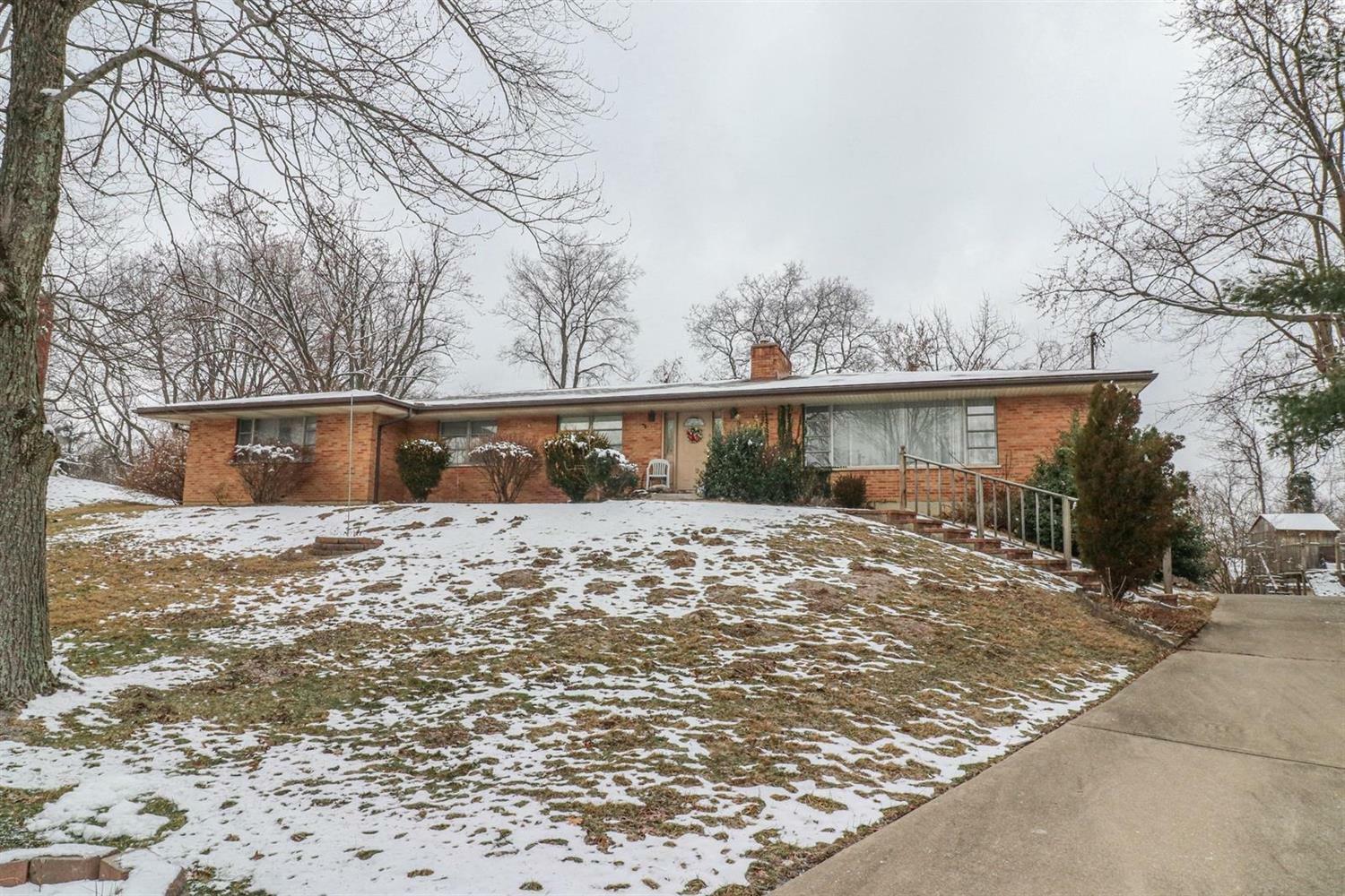 Property Photo: 7349 Commonwealth Dr OH 45224