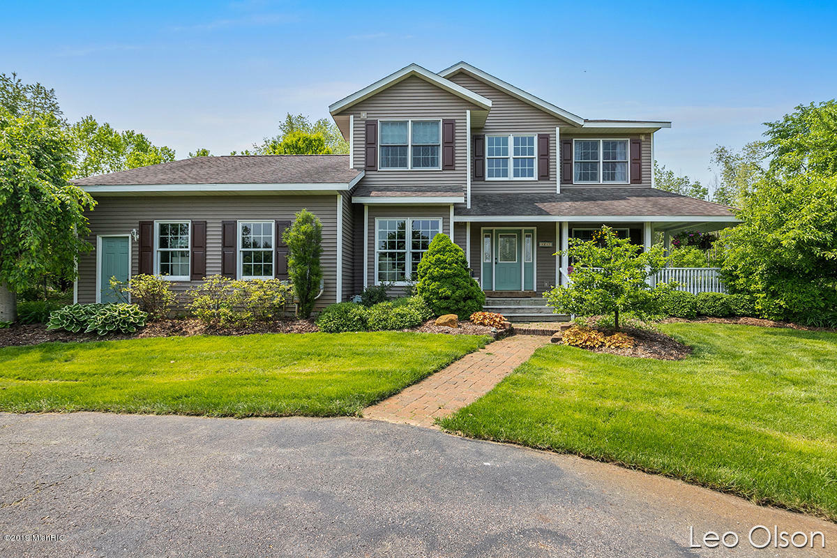 Property Photo: 9827 Riley Ridge Rd MI 49302