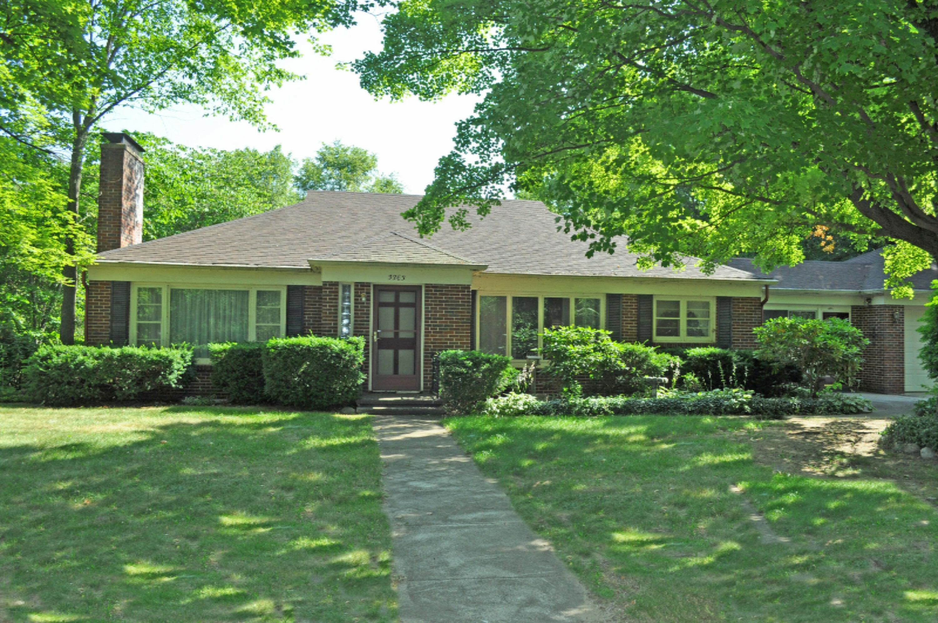 Property Photo: 3363 Delano Street MI 49010
