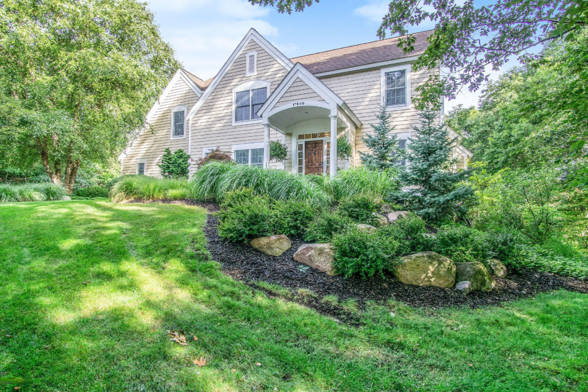 Property Photo:  17809 Dewberry Place  MI 49417 