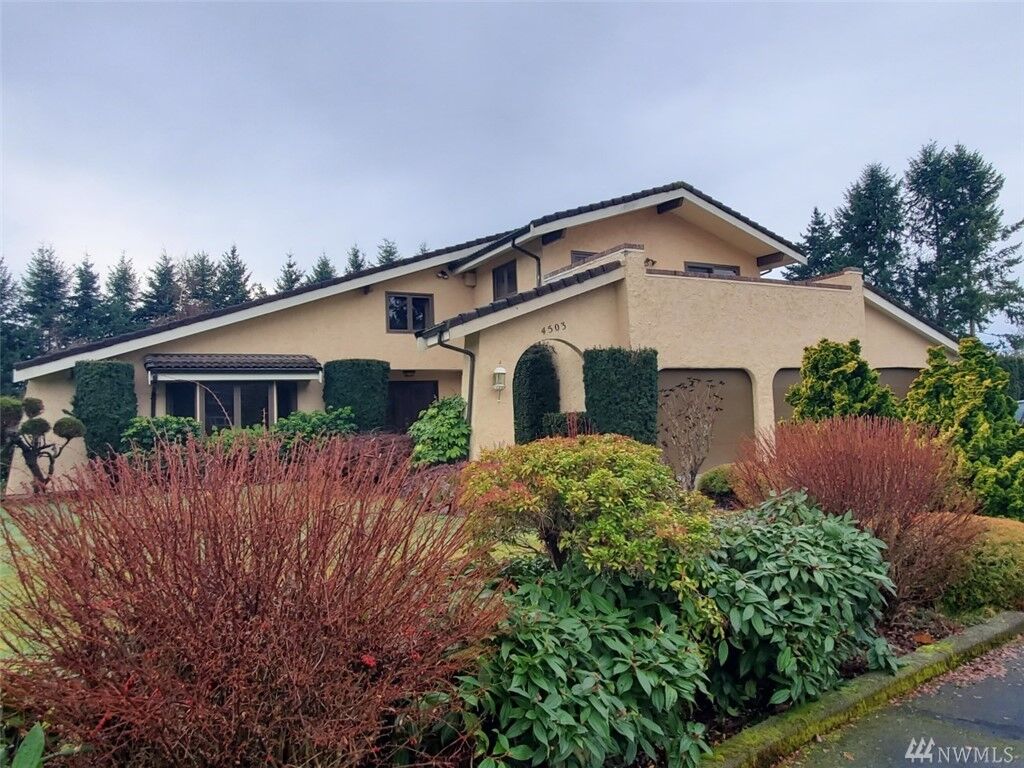 Property Photo:  4503 64th Ave S  WA 98513 