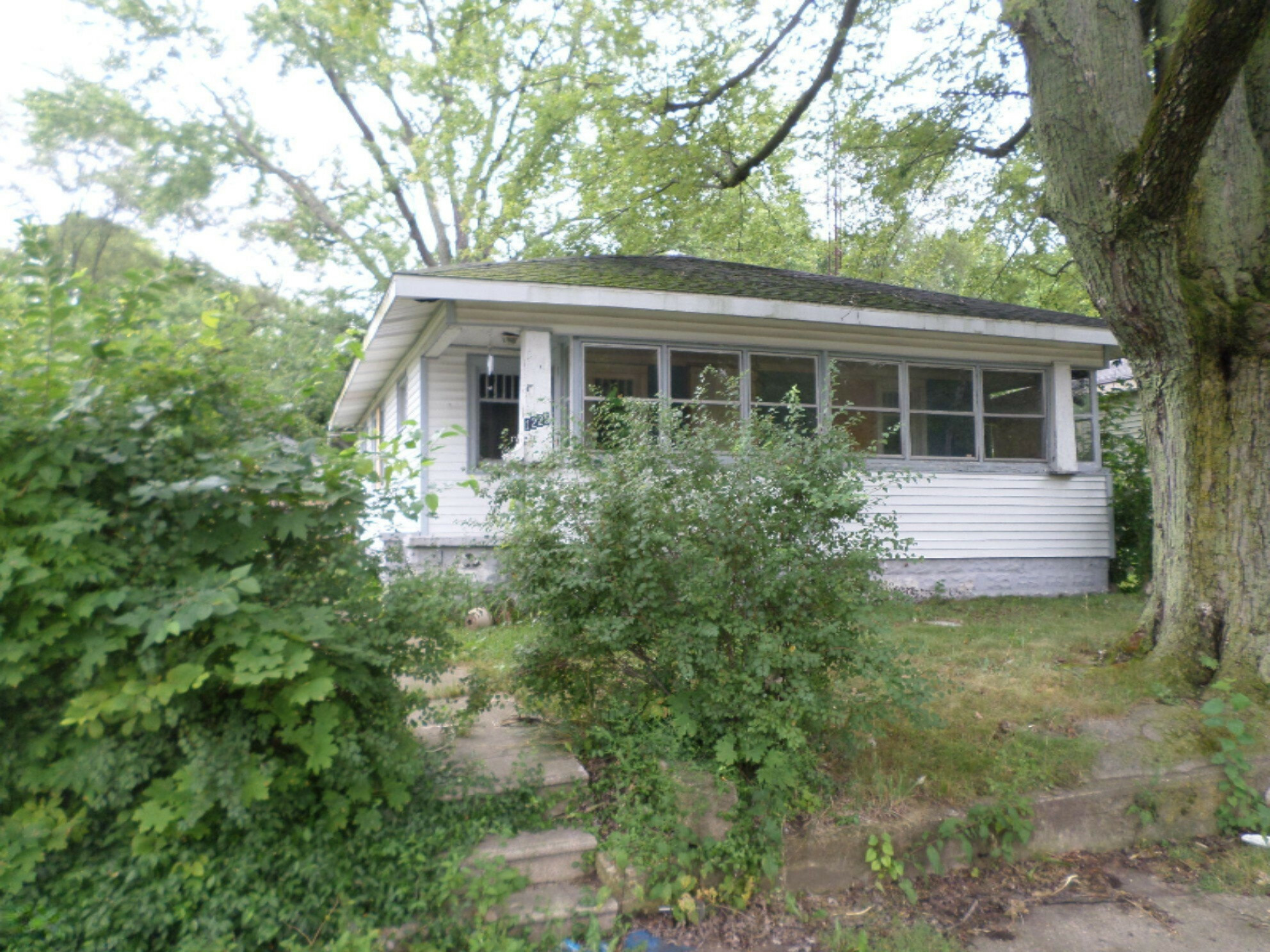 Property Photo:  1225 N 9th Street  MI 49120 