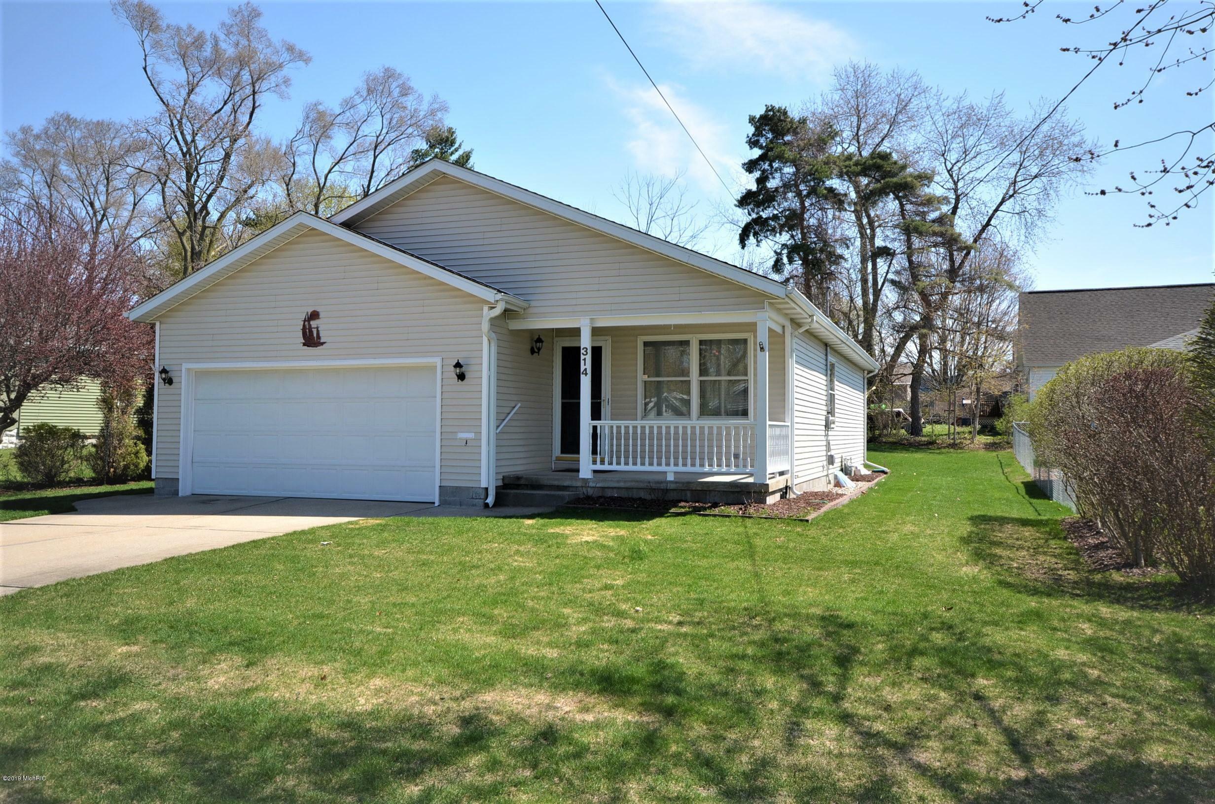 Property Photo: 314 Prospect Street MI 49456