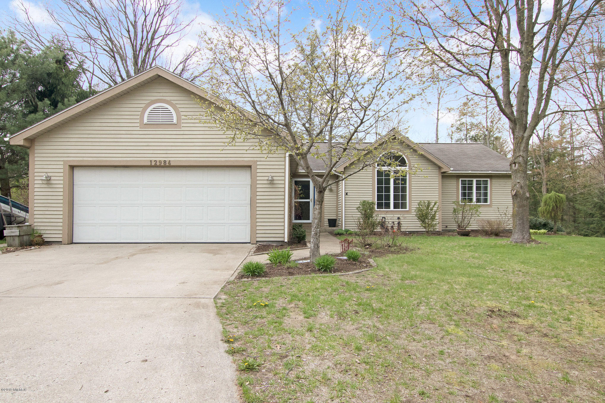 Property Photo: 12984 144th Avenue MI 49417