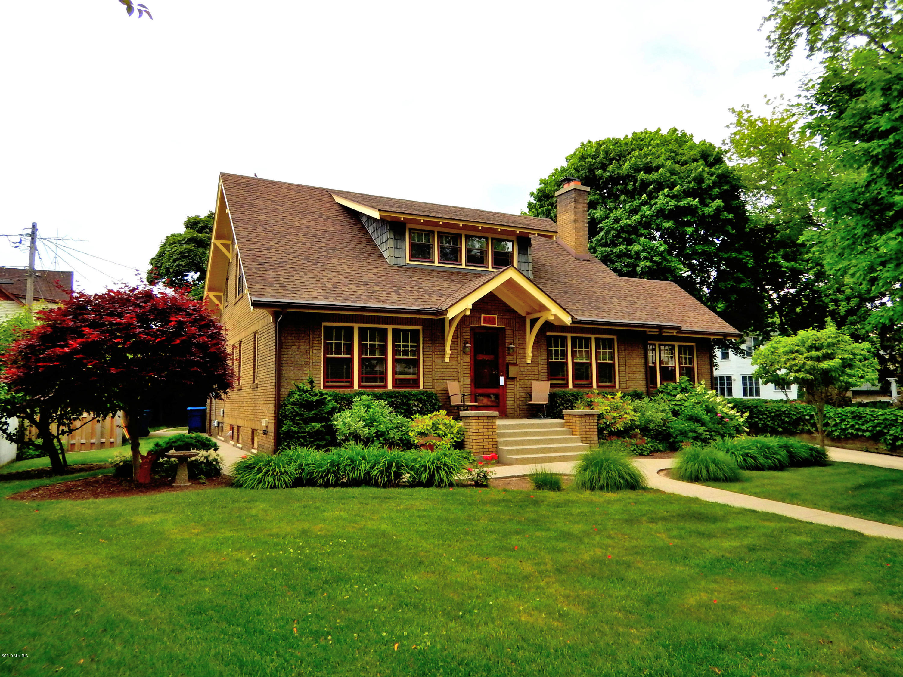 Property Photo:  539 Pennoyer Avenue  MI 49417 