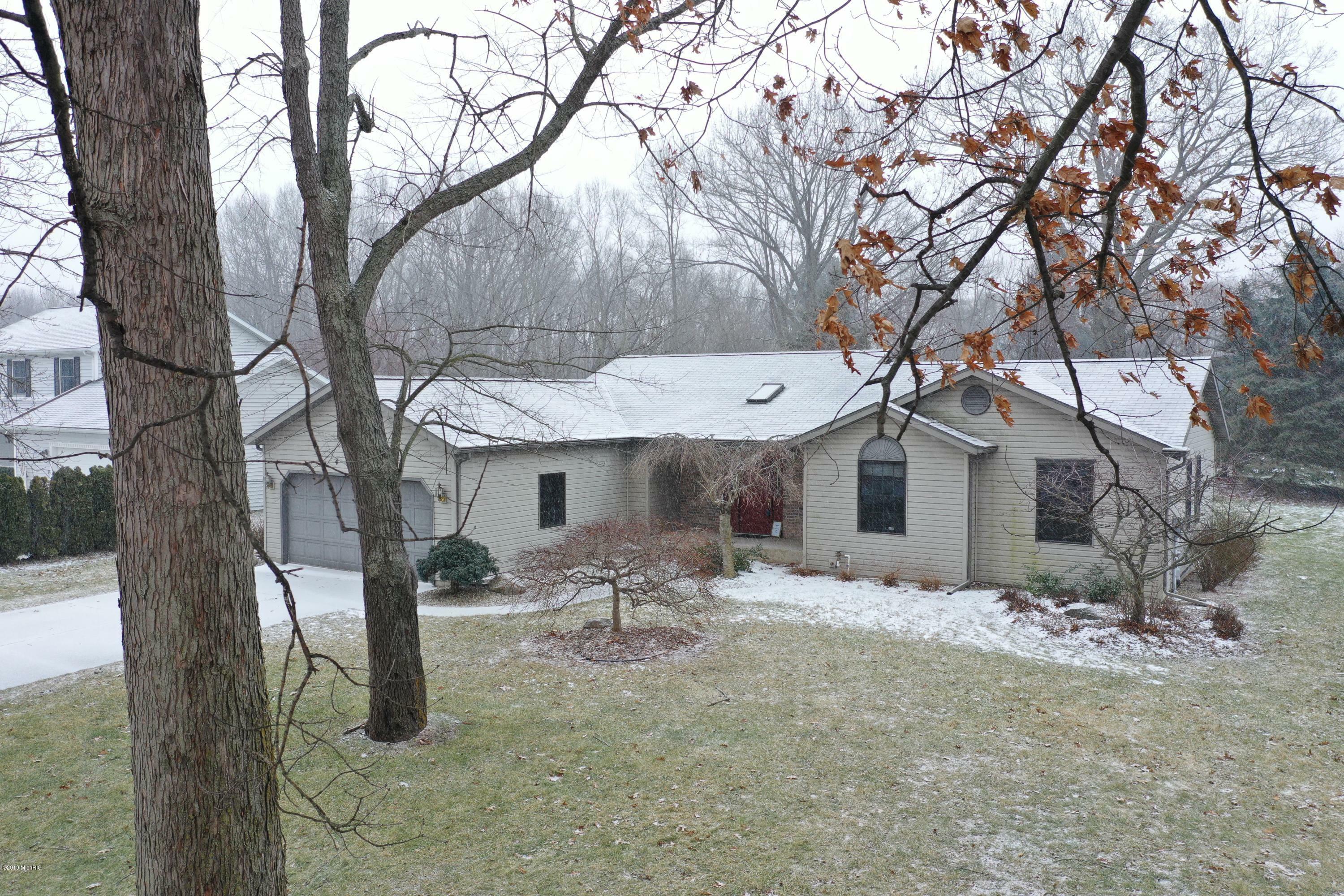 Property Photo:  4962 Claredon Place  MI 49103 