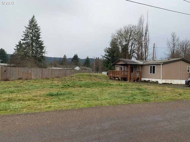 Property Photo: 92231 Alcorn St OR 97454