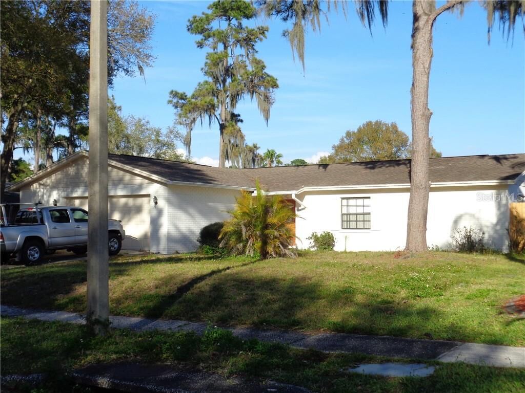 Property Photo: 3714 Sand Pebble Drive FL 33596