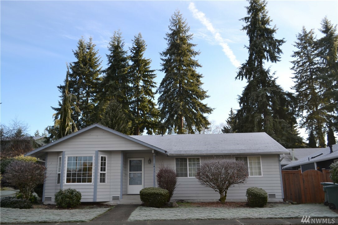 Property Photo: 1411 128th Dr NE 10A WA 98258
