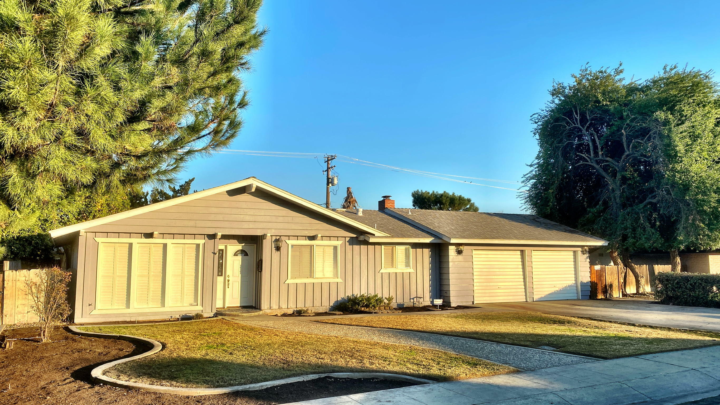 2648 S Woodland Street  Visalia CA 93277 photo