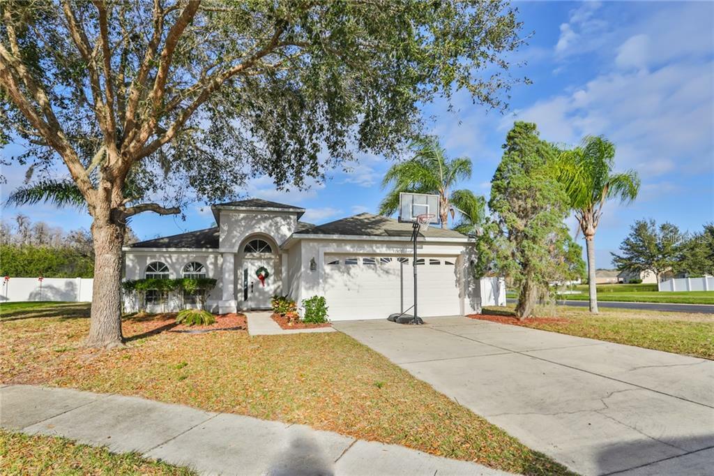 Property Photo:  12153 Southbridge Terrace  FL 34669 