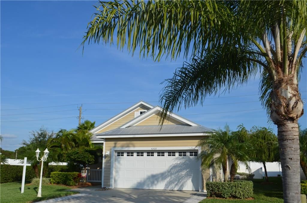 Property Photo:  4209 Callista Lane  FL 34243 