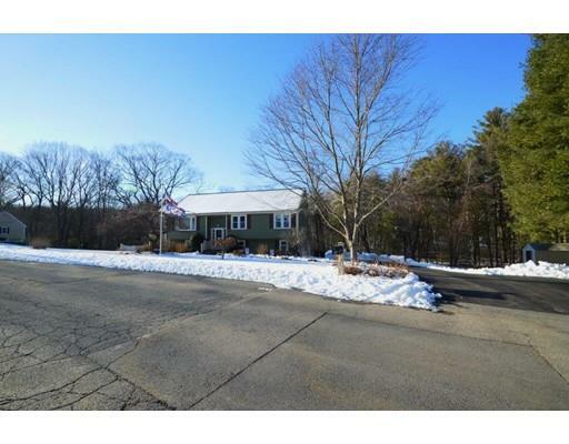 87 Ahlgren Circle  Marlborough MA 01752 photo