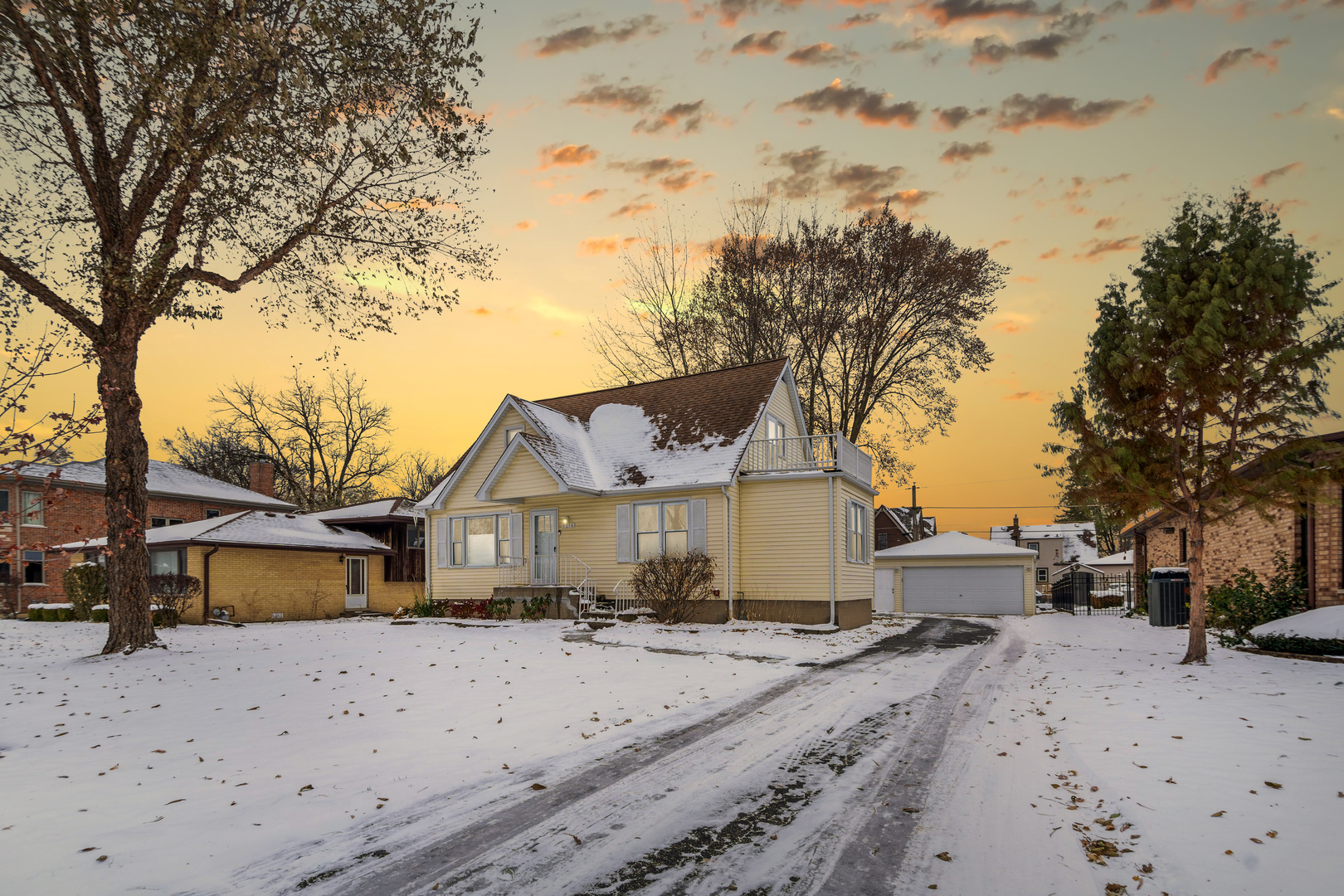 Property Photo:  1216 South Belmont Avenue  IL 60005 